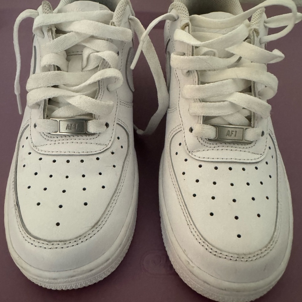 Classic White Air Force One’s